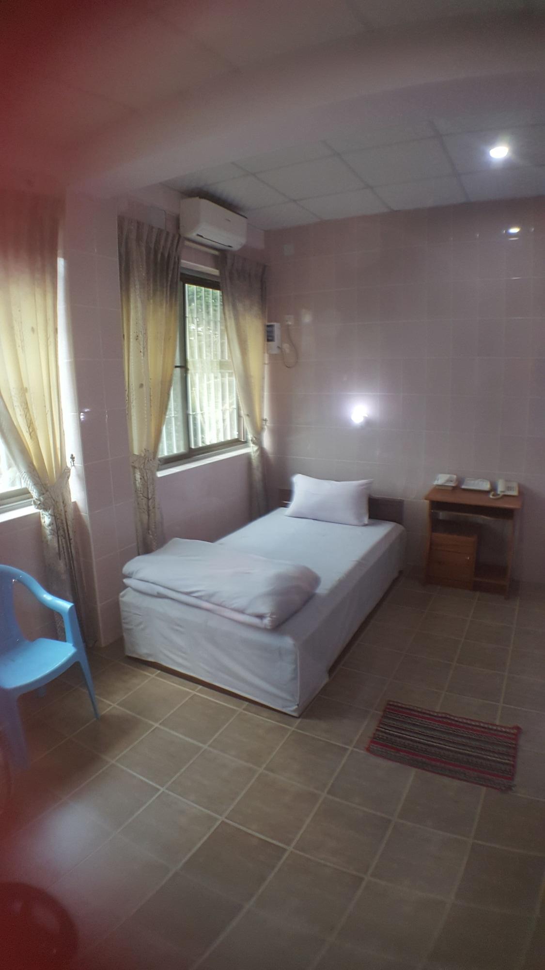 Red Dragon Hotel Hsipaw Eksteriør billede