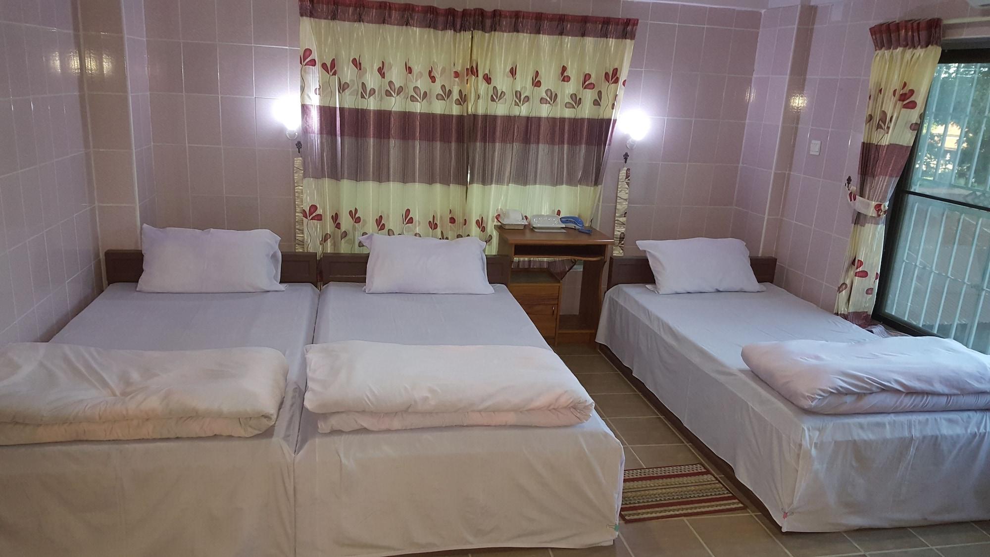 Red Dragon Hotel Hsipaw Eksteriør billede