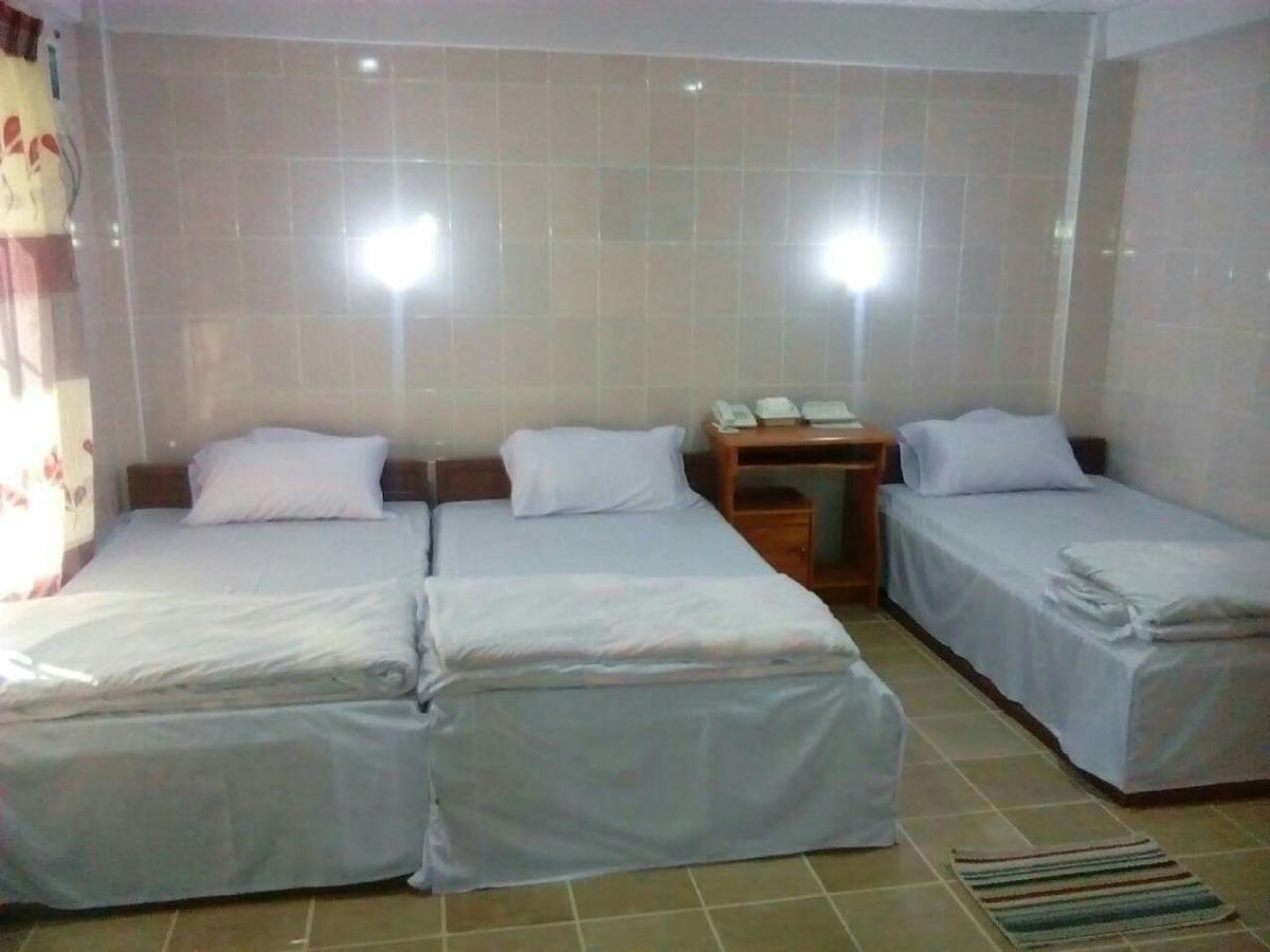Red Dragon Hotel Hsipaw Eksteriør billede